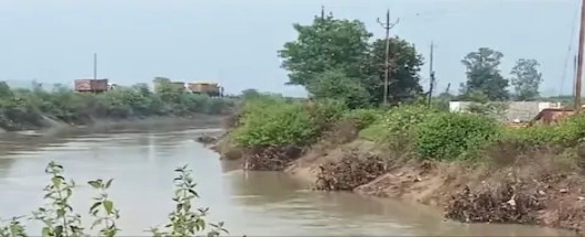बच्चों को डूबता देख मां ने भी लगा दी नहर में छलांग, एक किमी दूर मिली बॉडी, रोंगटे खड़े कर देगी खौफनाक कहानी