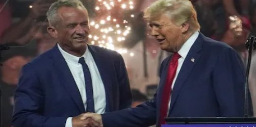 वैक्सीन के कट्टर विरोधी को डोनाल्ड ट्रंप ने बनाया US हेल्थ सचिव, जानिए कौन हैं रॉबर्ट एफ कैनेडी जूनियर