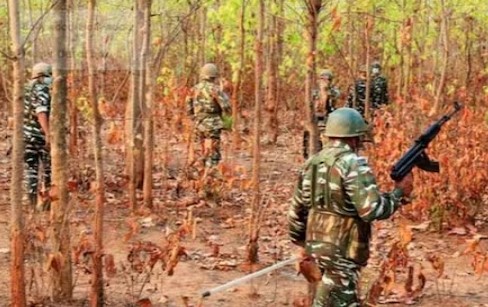 महाराष्ट्र चुनाव में क्या प्लान कर रहे नक्सली? पुल में फिट किए थे 2 IED, ऐन मौके पर नाकाम हो गई साजिश