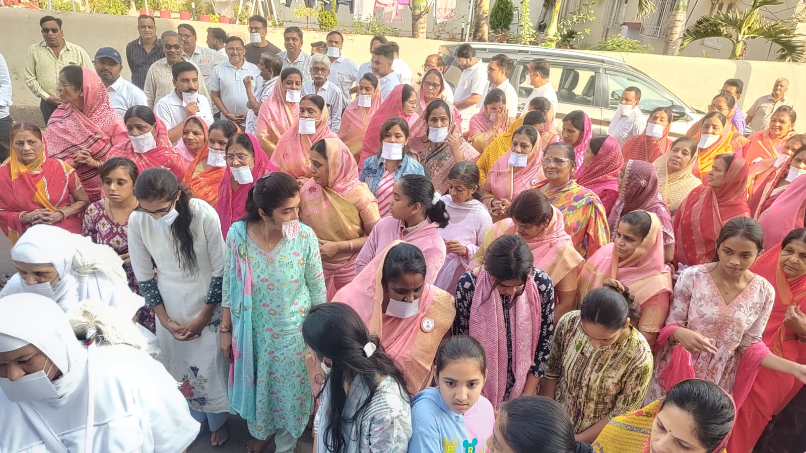 जय आनंद मधुकर रतन भवन बांधा तालाब दुर्ग का  चातुर्मास समाप्त कर विहार किया साध्वी समुदाय ने
