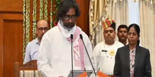 हेमंत सोरेन आज लेंगे सीएम पद की शपथ, रांची में ग्रैंड इवेंट, ट्रैफिक में बदलाव और स्कूल भी बंद