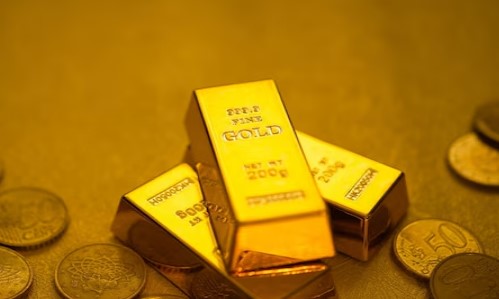 Gold ETF पर लट्टू हुए निवेशक, चार गुना बढ़ा निवेश, जानिए क्या हैं इसके फायदे