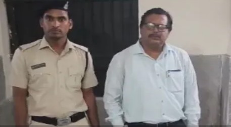 Indigo Flight में बम होने की अफवाह के मामले में चौंकाने वाला खुलासा, होश उड़ा देगी गिरफ्तार आरोपी की सच्चाई