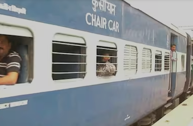 रेलयात्रियों की बढ़ी मुश्किलें, छत्तीसगढ़ से गुजरने वाली ट्रेनें रहेंगी रद्द, चेक कर लें लिस्ट