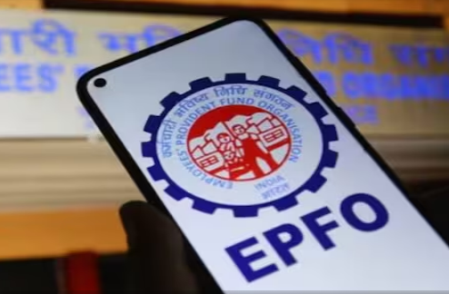 नौकरी बदली है तो PF का पैसा भी कर लें ट्रांसफर, यह रहा रुपये दूसरे खाते में भेजने का सबसे आसान तरीका