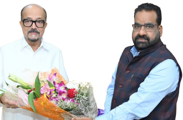 राज्यपाल डेका से कुलपति ने सौजन्य भेंट की