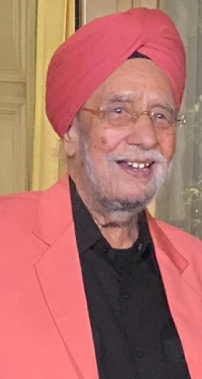 राजनांदगांव: आज दिनाँक १८फरवरी अपराह्न लगभग 3 बजे सरदार श्री सुरजीत सिंह जी भाटिया का देहावसान हो गया है.