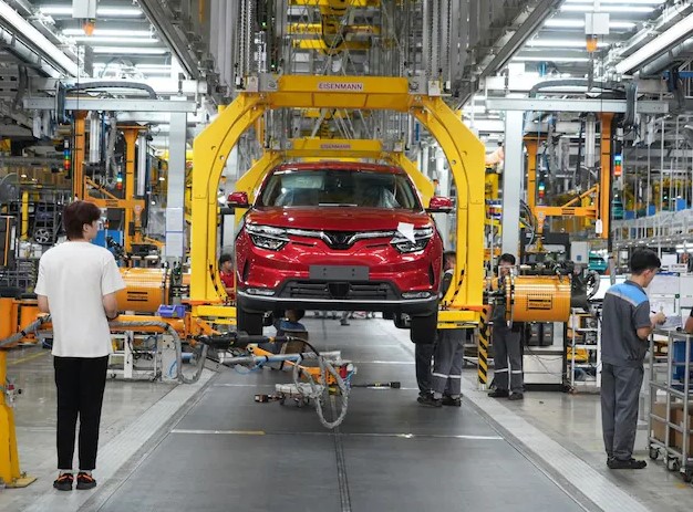 भारत में कितनी कंपनियां कर रही हैं काम, किस सेक्टर में सबसे ज्यादा