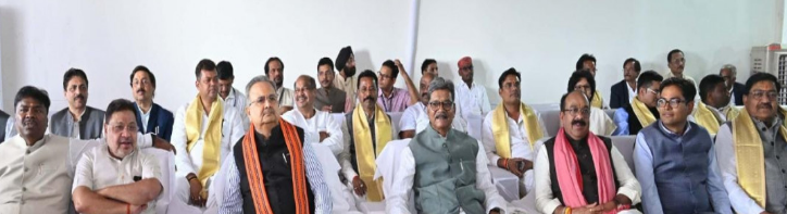 विधानसभा अध्यक्ष डॉ. रमन सिंह ने विधायकों संग किया निर्माणाधीन नवीन विधानसभा भवन का निरीक्षण