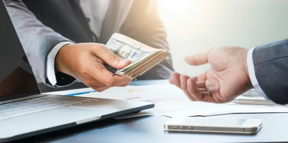 लोन लेने वालों को पता होनी चाहिए RBI की ये गाइडलाइन, लोन देने वाले कभी नहीं बताएंगे आपको