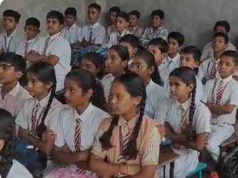स्कूली बच्चों को निःशुल्क विधिक सहायता की जानकारी प्रदान करने जागरूकता कार्यक्रम आयोजित