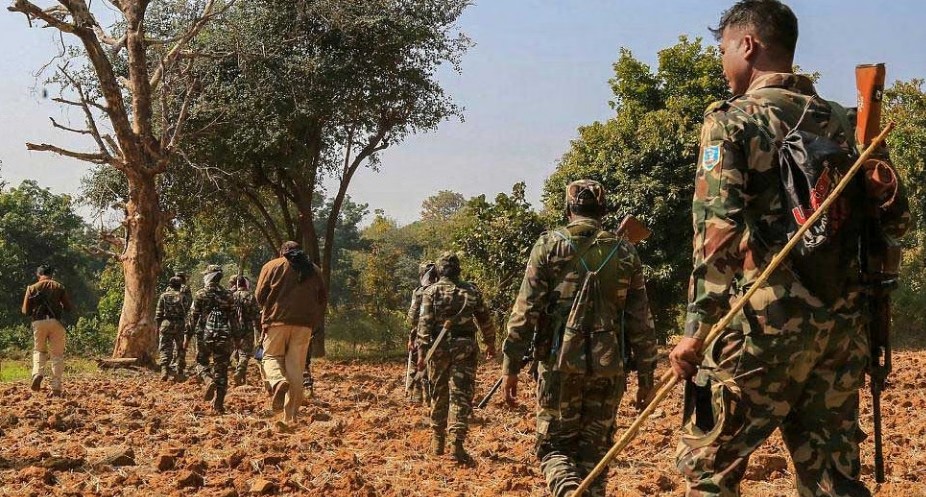 छत्तीसगढ़ के सुकमा में बड़ी मुठभेड़, 15-20 नक्सलियों के मारे जाने की खबर, जवान कर रहे सर्चिंग