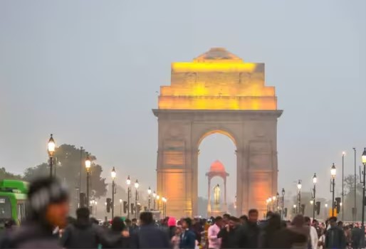 मार्च में इतनी सर्दी क्‍यों? पहाड़ों में बर्फबारी से पंजाब, दिल्‍ली सहित 5 राज्‍यों में ठिठुरन