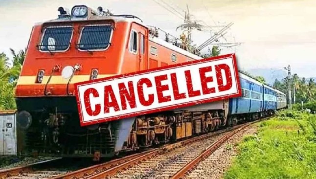 रेल यात्रियों की फिर बढ़ी परेशानी, छत्तीसगढ़ से होकर गुजरने वाली 35 ट्रेनें कैंसिल, सफर पर निकलने से पहले चेक कर लें