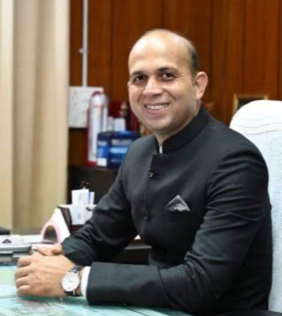 ब्रेकिंग न्यूज : छत्तीसगढ़ में बड़ा प्रशासनिक फेर बदल...अब श्री भूरे सर्वेश्वर नरेंद्र होंगे राजनांदगांव कलेक्टर