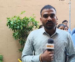 सिपाही की बेटी ने 12वीं में किया टॉप, स्कॉलरशिप की मदद और ऑनलाइन पढ़कर हासिल की सफलता