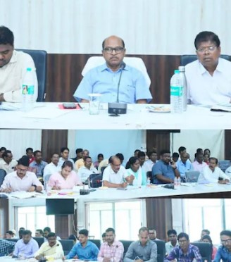 गरियाबंद कलेक्टर मीटिंग में पीएम आवास में ढिलाई पर गरजा प्रशासन, 11 पंचायत सचिवों को नोटिस जारी