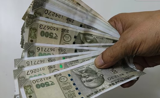 रिटायर सरकारी कर्मचारी पा सकते हैं UPS के फायदे, 30 जून से पहले करना होगा ये काम