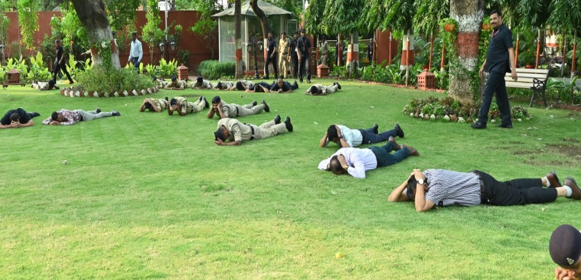 राजभवन में मॉकड्रिल का आयोजन