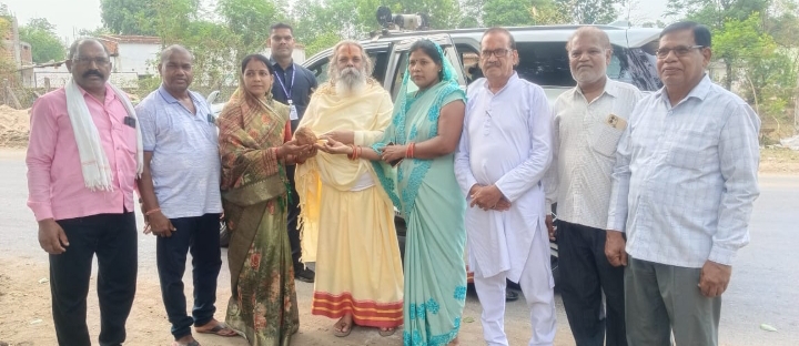 प्रवास के दौरान विभिन्न कार्यक्रम में सम्मिलित हुए राजेश्री महन्त जी
