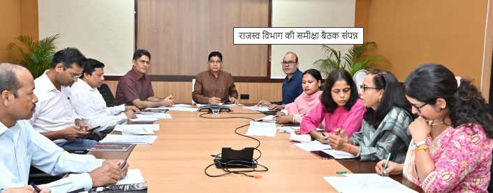 राजस्व प्रकरणों का समय-सीमा में निराकरण नहीं करने वाले अधिकारियों पर होगी अनुशासनात्मक कार्यवाही: राजस्व मंत्री श्री टंकराम वर्मा