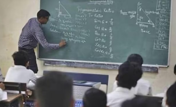 सहायक शिक्षक (विज्ञान प्रयोगशाला) पद के समायोजन हेतु ओपन काउंसिलिंग का तीसरा दिन संपन्न, 298 अभ्यर्थी रहे उपस्थित
