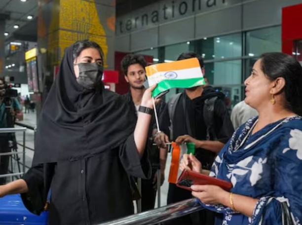 इजरायल से 3 और ईरान से 11 उड़ानें... अब तक 3100 से ज्यादा भारतीय मौत के मुंह से निकाले गए