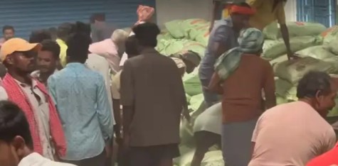 अंबिकापुर के सहकारी समितियों की हालत खस्ता, आए दिन कर रहे किसान विरोध