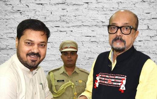 राज्यपाल डेका से विधायक श्री शर्मा ने सौजन्य भेंट की