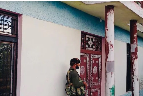 पुंछ और राजौरी में पुलिस का बड़ा ऑपरेशन, बिल से निकाले जाएंगे आतंकवादी, 60 घरों में तलाशी