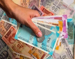 होली से पहले केंद्रीय कर्मचारियों को मिलेगा तोहफा, DA में बढ़ोतरी को मिल सकती है मंजूरी