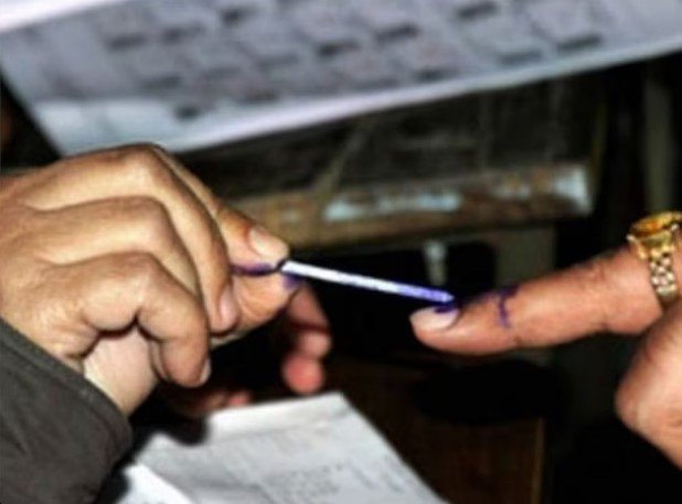 ईवीएम नहीं बैलेट पेपर से होगा चुनाव, कांग्रेस ने चली ऐसी चाल कि सकते में आ गया चुनाव आयोग