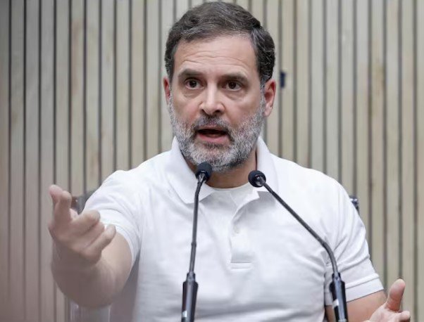 जिसने राहुल गांधी के ब्रिटिश नागरिक होने का किया था दावा, अब वह ED के रडार पर, कांग्रेस का कुछ भी कहने से इनकार