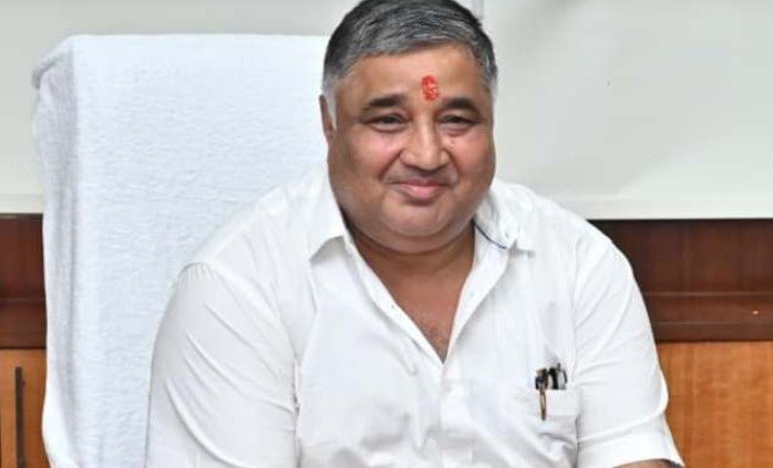 पर्यटन एवं संस्कृति मंत्री श्री राजेश अग्रवाल ने ली विभागीय समीक्षा बैठक