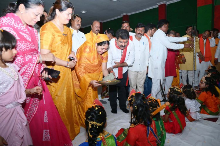 श्रद्धा और शक्ति के प्रतीक नवरात्र में माँ दुर्गा की आराधना कर उपमुख्यमंत्री श्री शर्मा ने दिया सद्भाव का संदेश