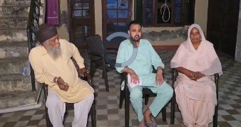 ’25 घंटे तक पैरों में बैड़ियां…’, अमेरिका से डिपोर्ट हुआ अंबाला का युवक, फ्लोरिडा में कुक की नौकरी करता था हरजिंदर