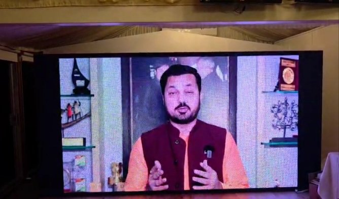 छत्तीसगढ़ी सिनेमा के मशहूर कलाकार अनुज शर्मा को लंदन के ब्रिटिश पार्लियामेंट में मिला गायन प्रस्तुति का मौका बढ़ा छत्तीसगढ़ का गौरव