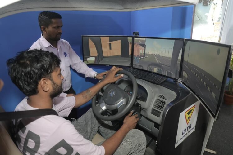 परिवहन विभाग दे रहा सुरक्षित वाहन संचालन और आधुनिक परिवहन सेवाओं की उपयोगी जानकारी