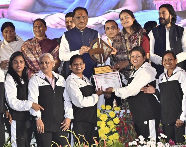 नई उड़ान, नया क्षितिज – छत्तीसगढ़ में महतारियों के सशक्तिकरण की कहानी