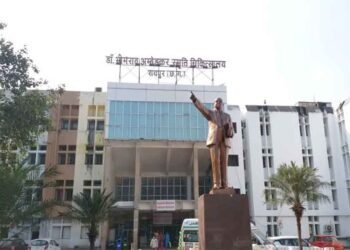 मेकाहारा अस्पताल में मानवता हुई शर्मसार – कचरे के ढेर में मिला नवजात का शव, पुलिस ने जांच शुरू की