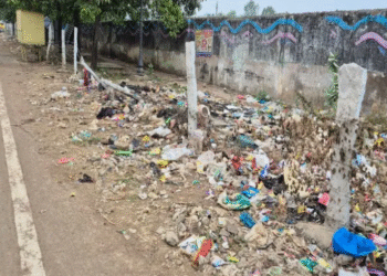 रायपुर में खुले में कचरा फेंकने पर होगी सख्ती, बाजारों में रात में चलेगा सफाई अभियान – महापौर ने दिए सख्त निर्देश