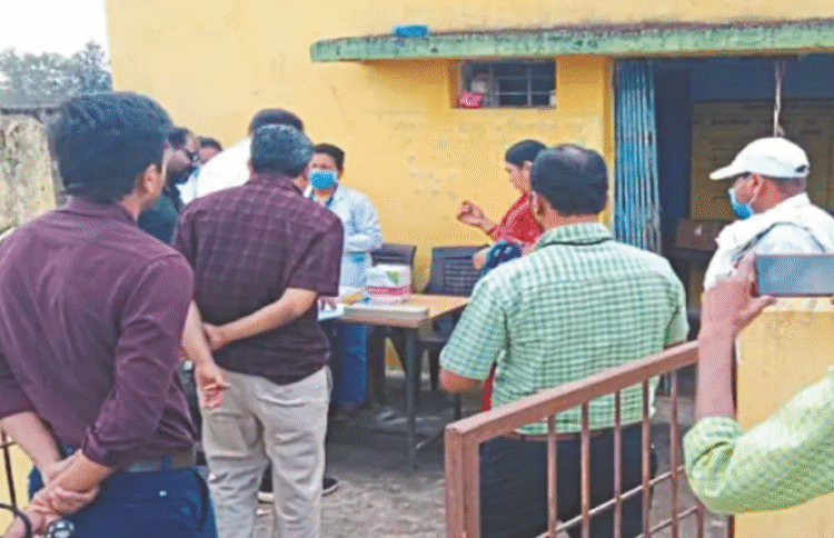 गातापार में डायरिया का कहर: दो की मौत, 30 से अधिक ग्रामीण अस्पताल में भर्ती.