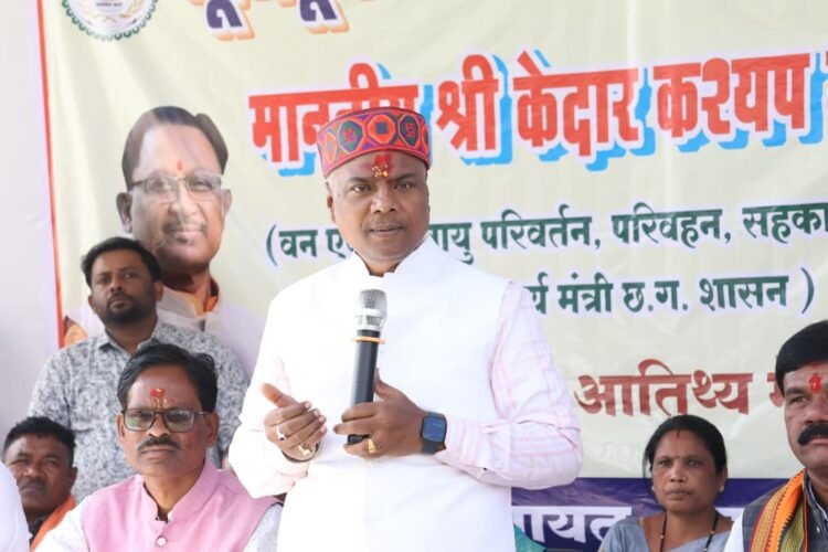 वन मंत्री श्री केदार कश्यप ने 24 करोड़ 53 लाख रुपये से अधिक के विकास कार्यों का किया भूमिपूजन