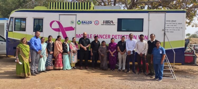 राज्यपाल के गोद ग्राम सोनपुरी में वृहद निःशुल्क कैंसर स्क्रीनिंग एवं स्वास्थ्य शिविर का आयोजन