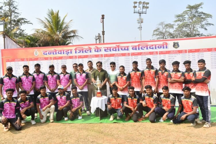 दंतेवाड़ा में शौर्य स्मृति क्रिकेट लीग का सातवां दिन रोमांच से भरपूर