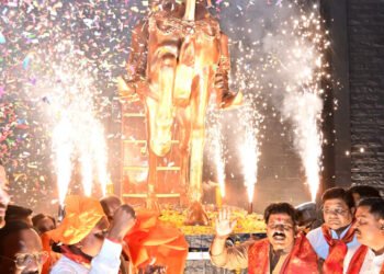 उप मुख्यमंत्री ने छत्रपति शिवाजी के प्रतिमा का किया लोकार्पण