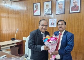 कुशाभाऊ ठाकरे पत्रकारिता एवं जनसंचार विश्वविद्यालय में प्रो. मनोज दयाल ने संभाला कुलपति का पदभार