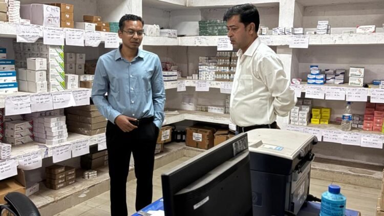 स्वास्थ्य सेवाओं में कसावट लाने कलेक्टर का सख्त एक्शन