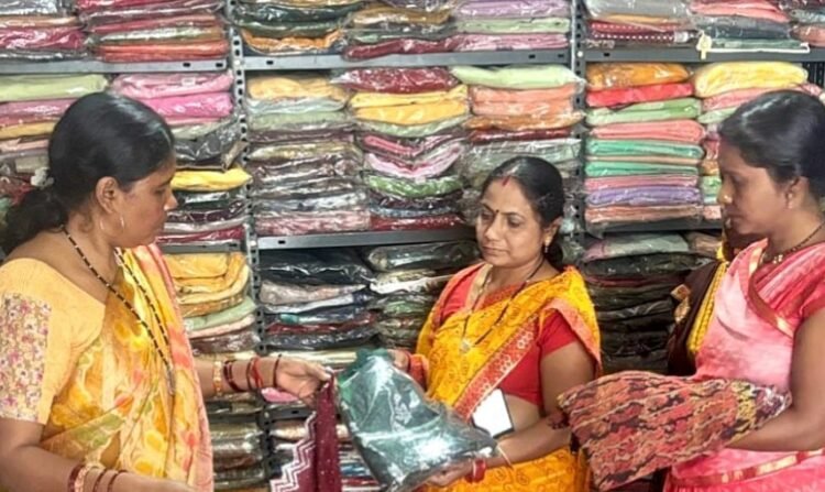 बिहान से सशक्त हो रहीं ग्रामीण महिलाएं, स्व सहायता समूह से जुड़कर बना रहीं अपनी अलग पहचान