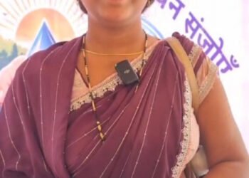 महतारी वंदन योजना से सिलाई सेंटर खोला